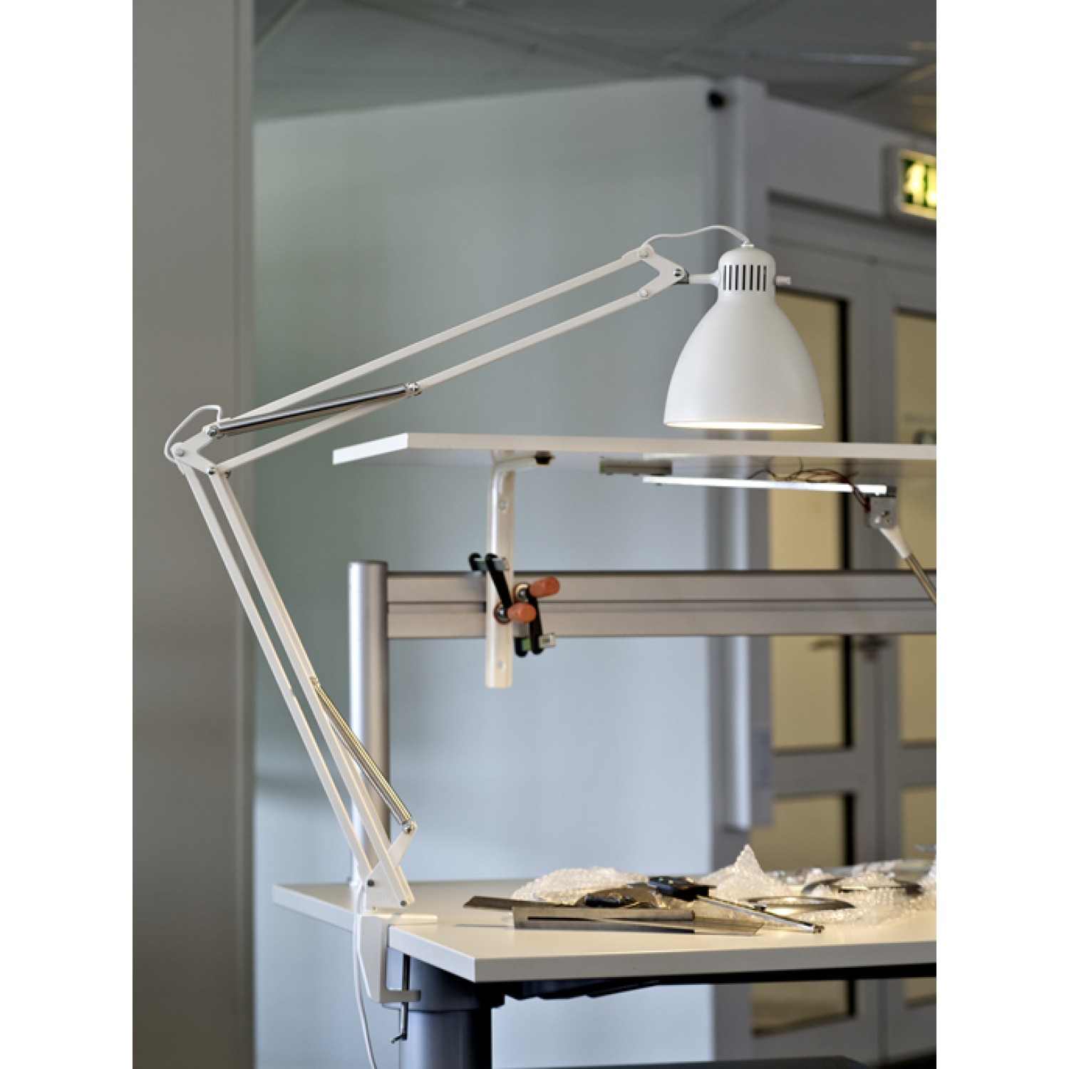 Luxo L 1 Led Task Light With Edge Clamp, Luxo Lamp Table Clamp